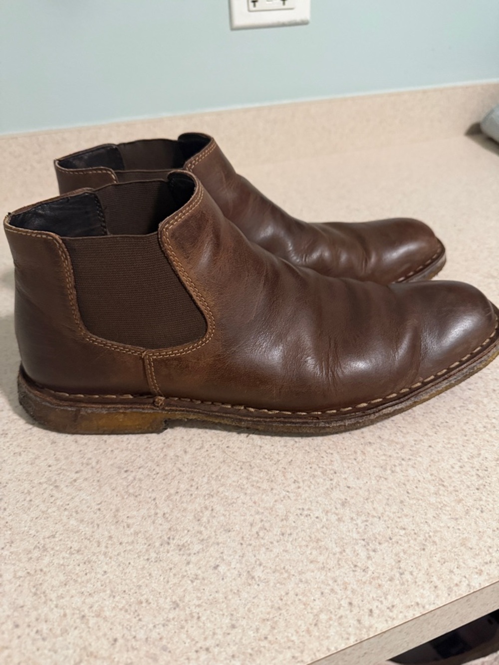 Men's Brown Leather Chelsea Boots - Classic Slip-On Style Size 11